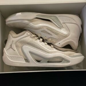 Jason Tatum 1 very good for grip and are durable